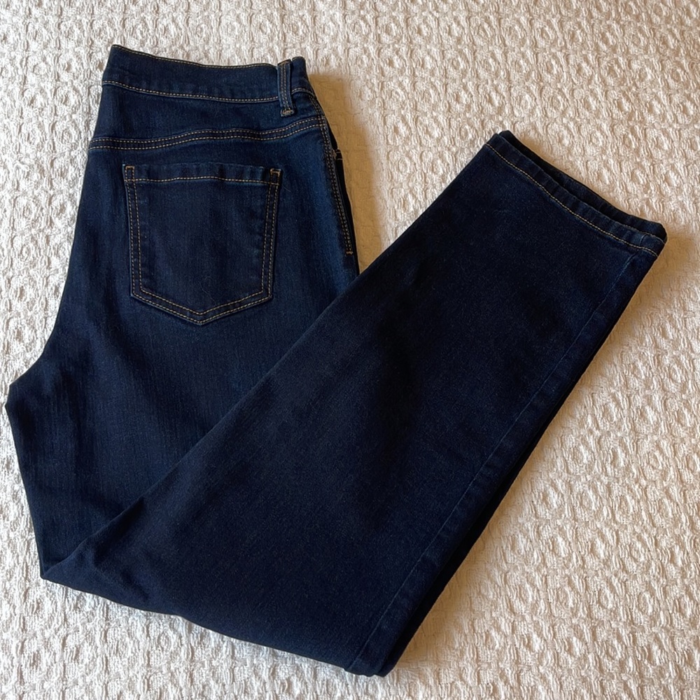 Gloria Vanderbilt stretchy “Amanda” jeans size 10
